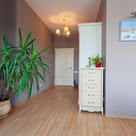 Stylish Views Apartments In The Parasol. Parus .Obolonskaya Embankment Kiev Esterno foto